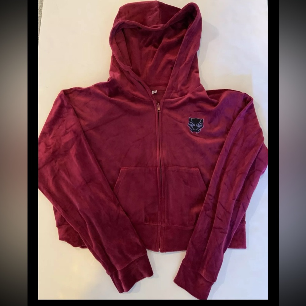 Marvel Studios Black Panther Wakanda Forever Velvet Zip Up Women’s XL